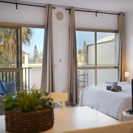Great With View Apartamento Marbella